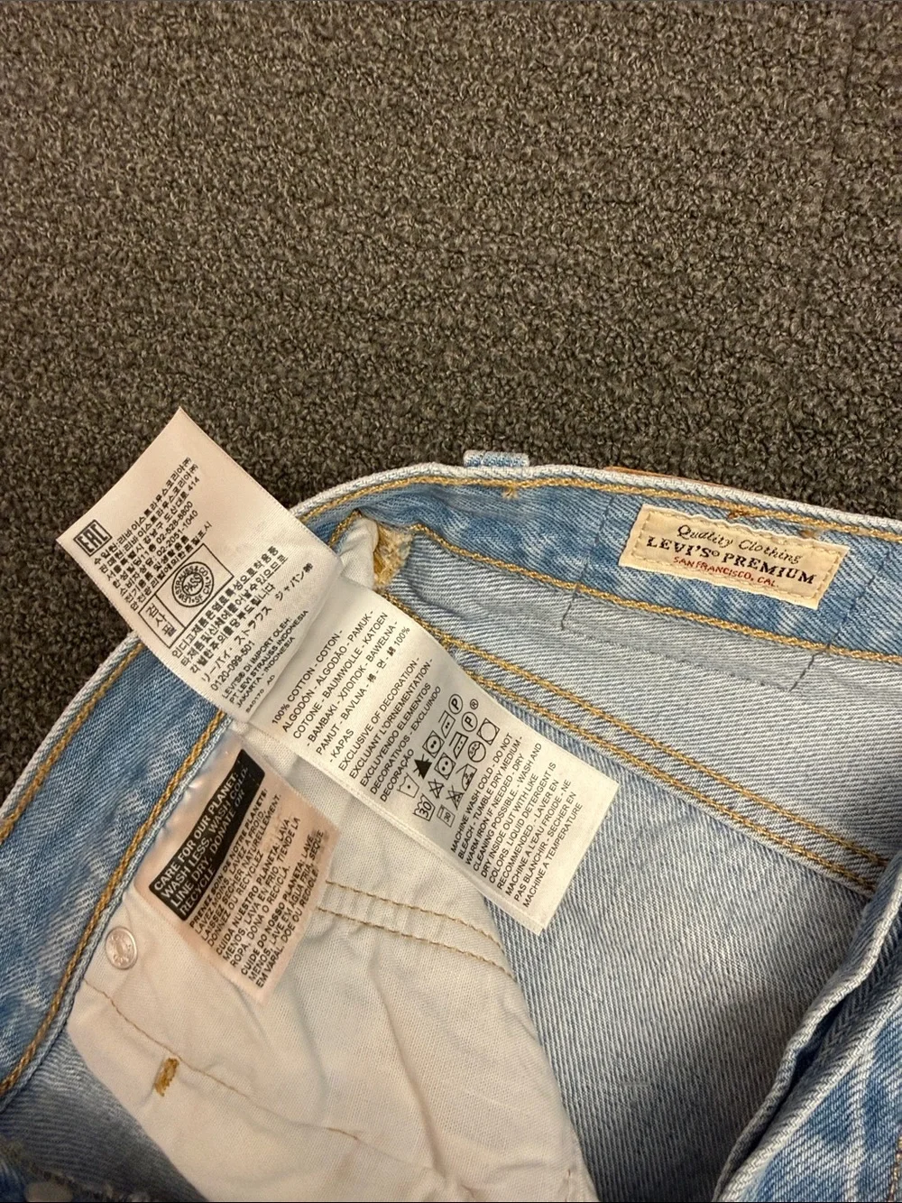 Levi’s 501 Original Shorts in Luxor Heat